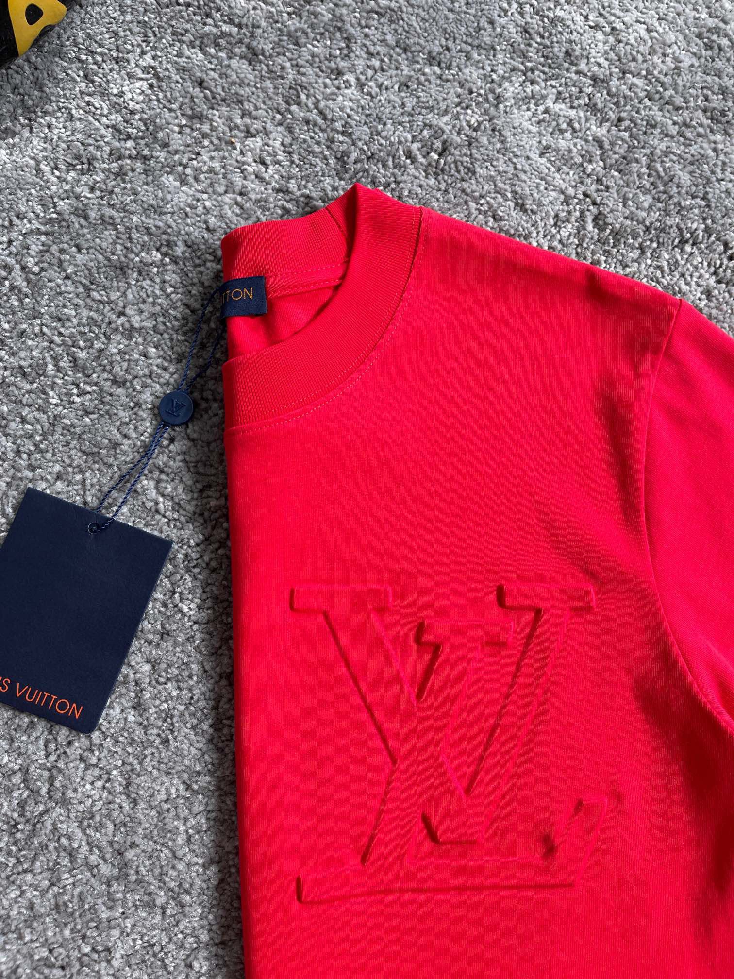 Louis Vuitton T-shirt