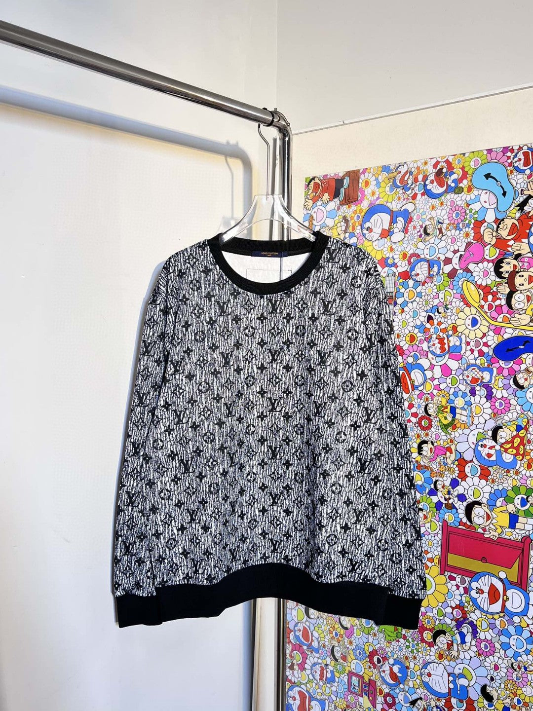 Louis Vuitton Sweatshirt