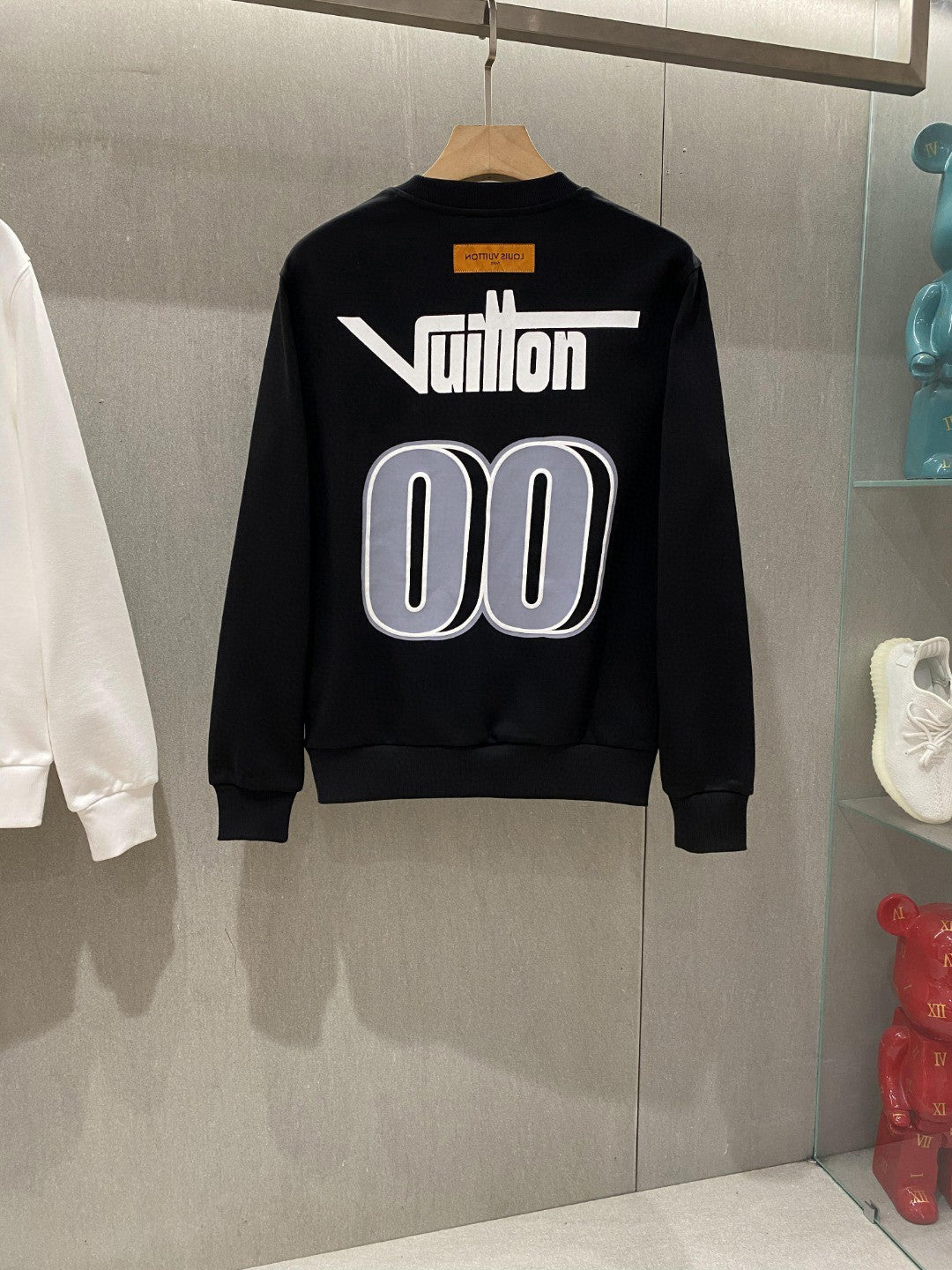 Louis Vuitton Sweatshirt