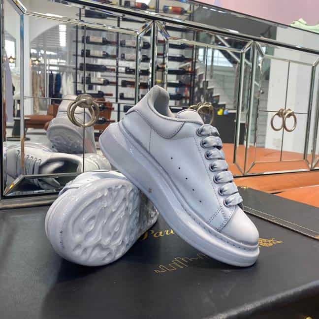 ALEXANDER MCQUEEN SNEAKER   AM10