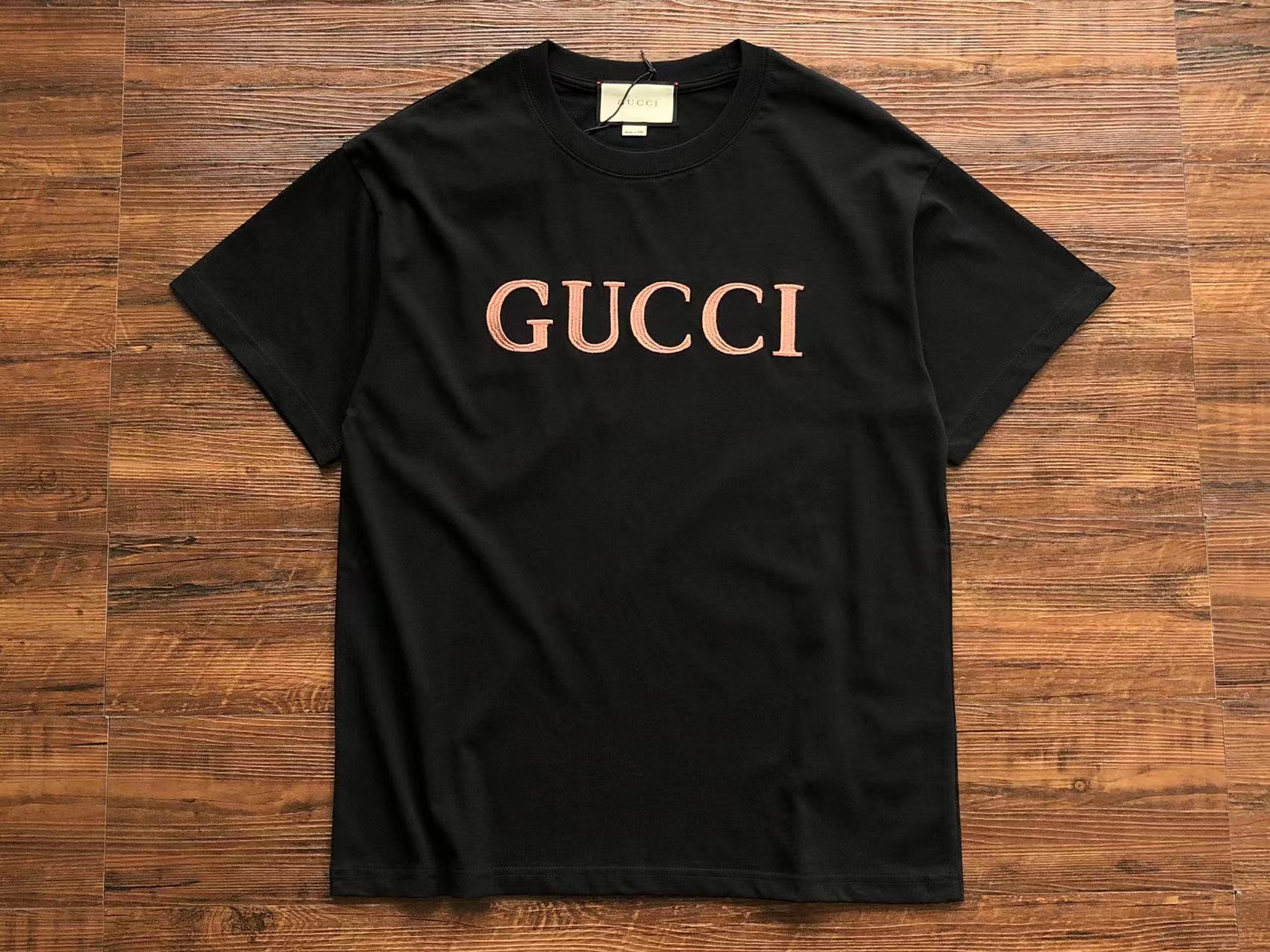 Gucci T-shirt