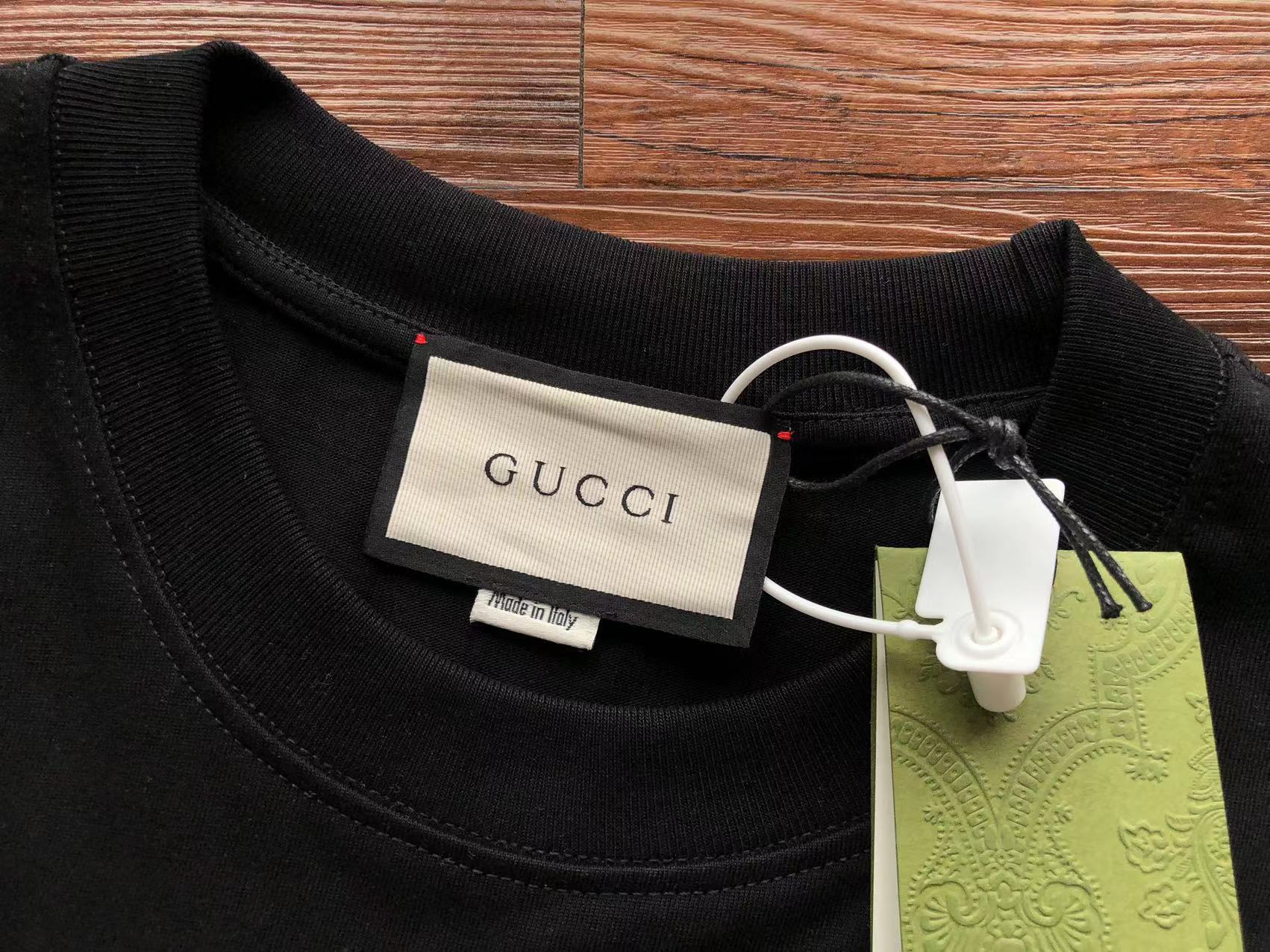 Gucci T-shirt