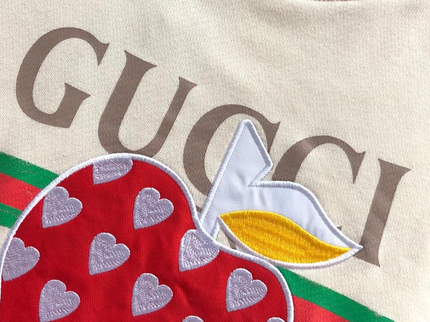 Gucci Sweatshirt
