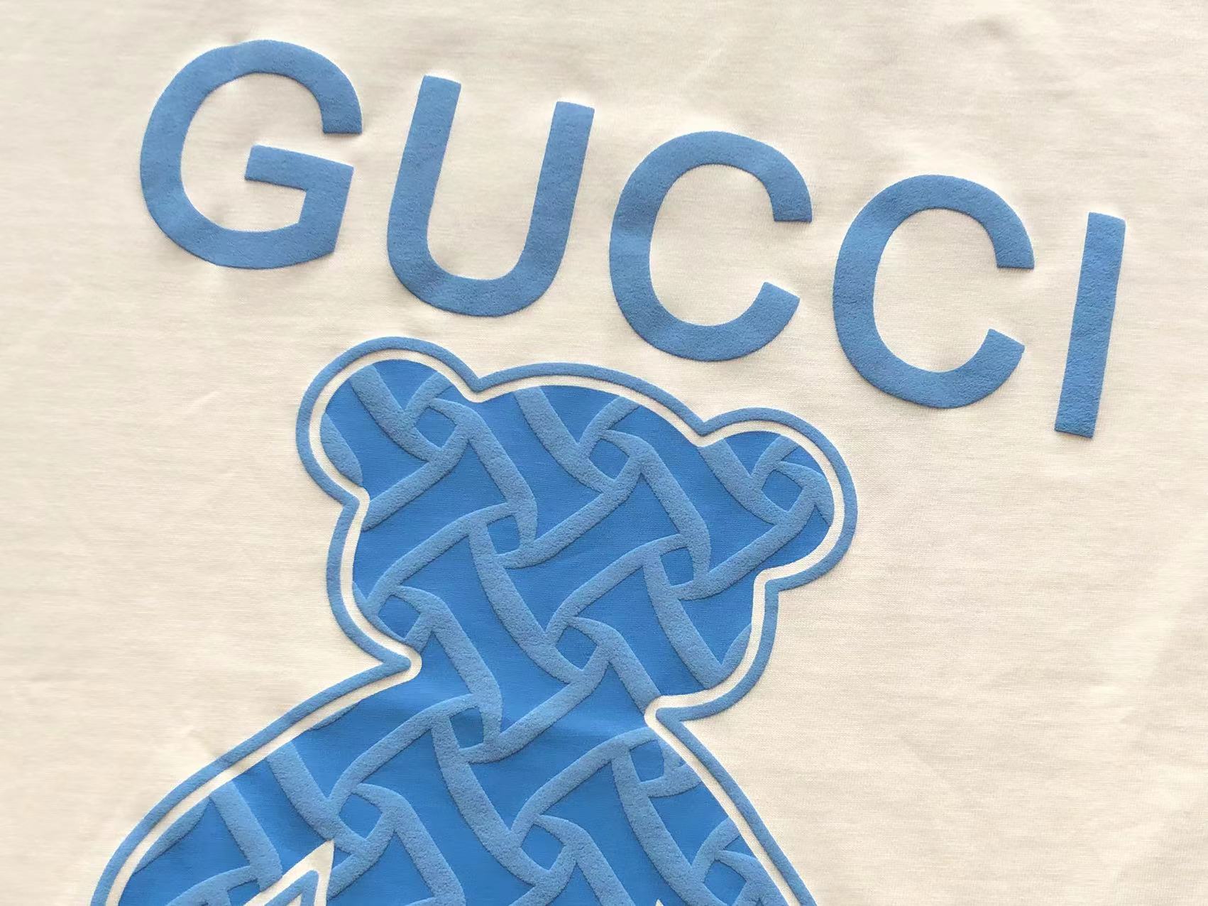 Gucci T-shirt