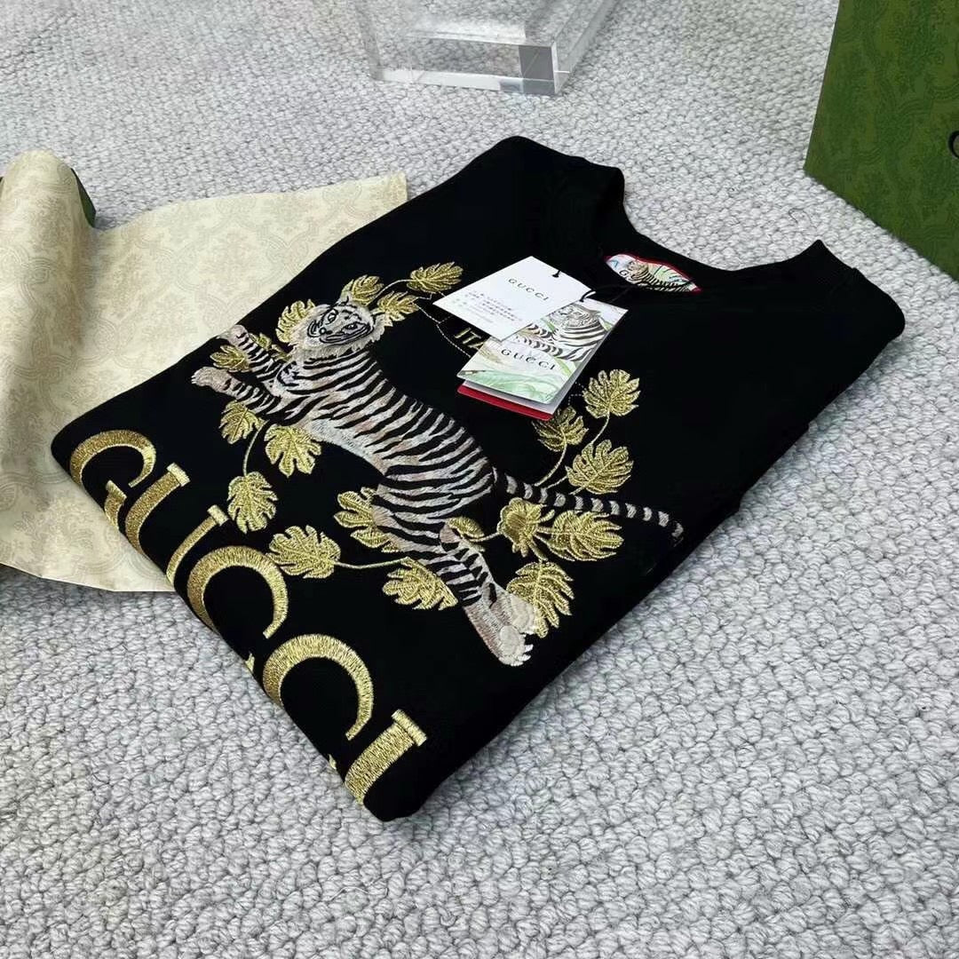 Gucci Sweatshirt