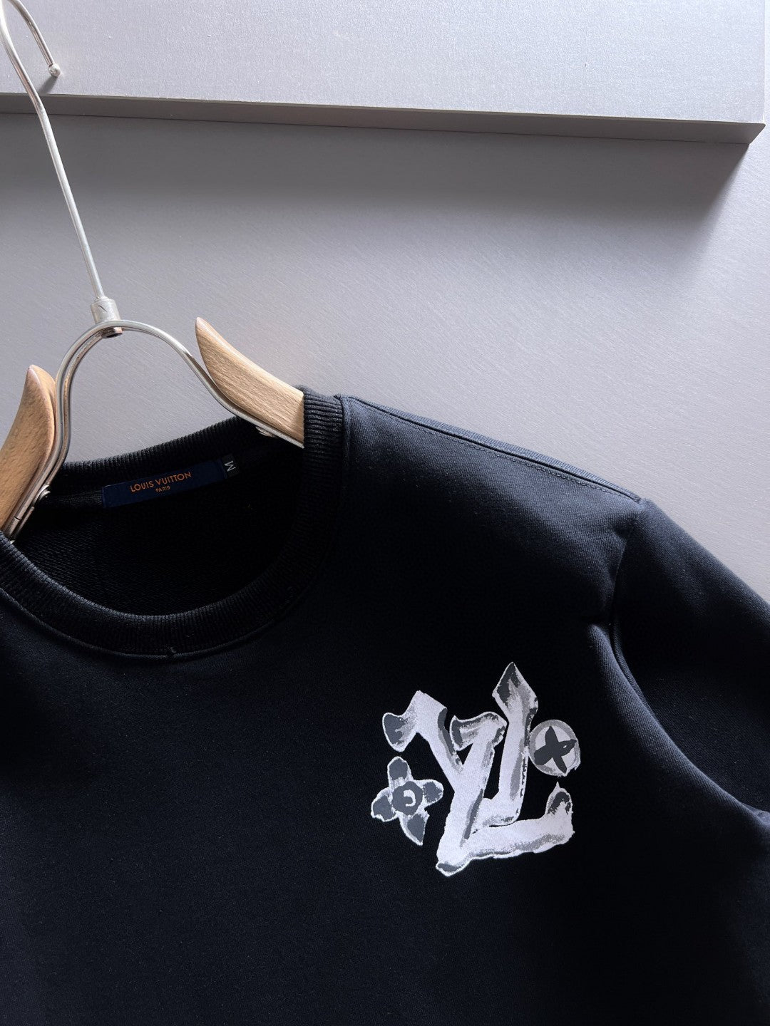Louis Vuitton Sweatshirt