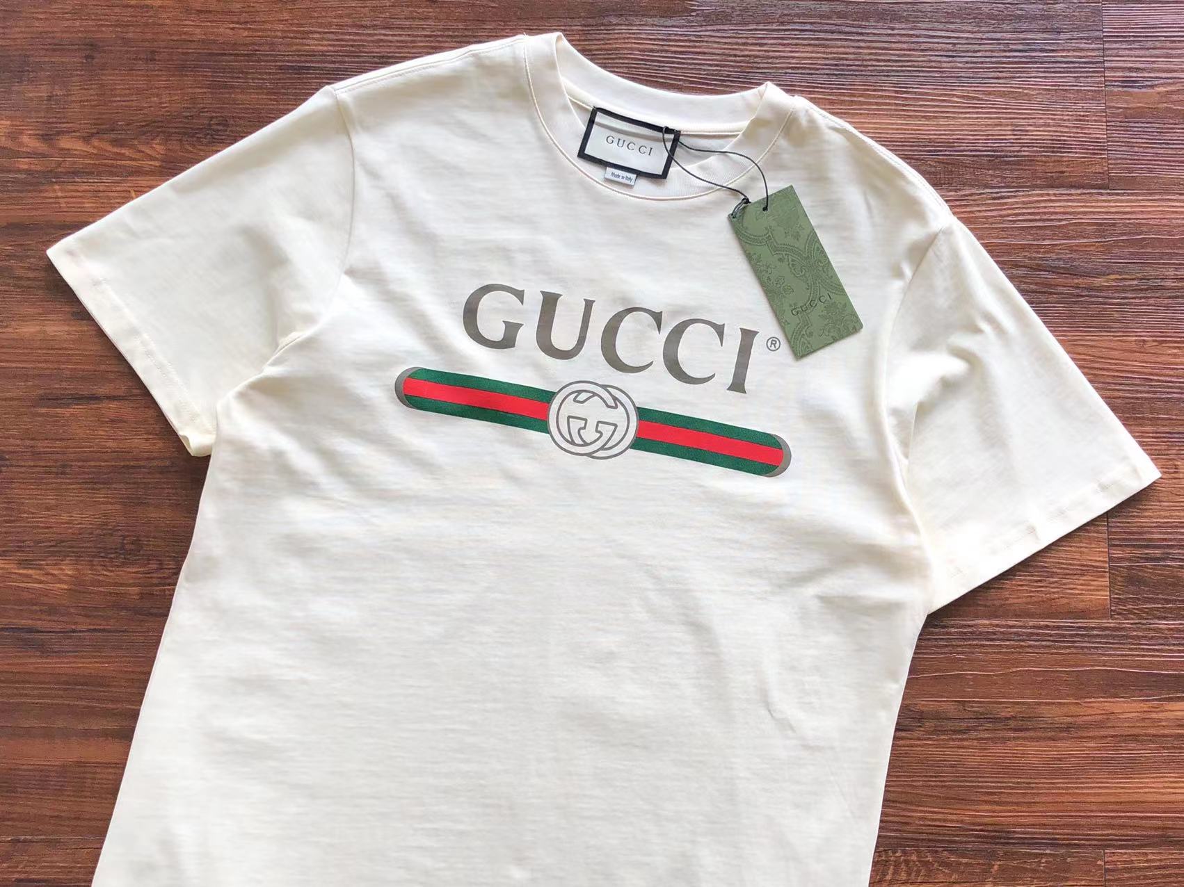 Gucci T-shirt