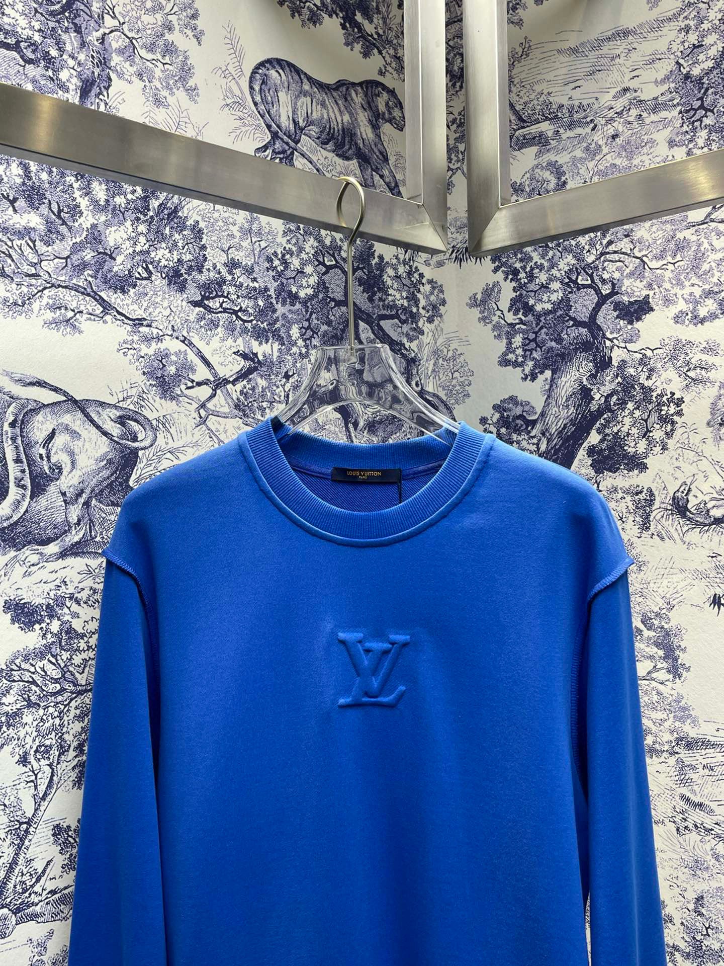 Louis Vuitton Sweatshirt