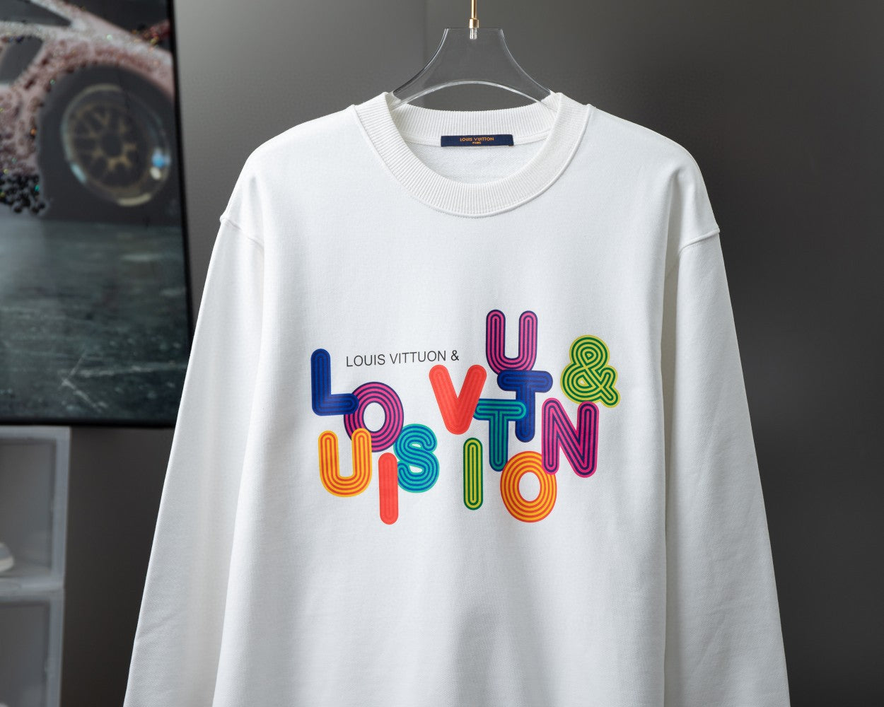 Louis Vuitton Sweatshirt