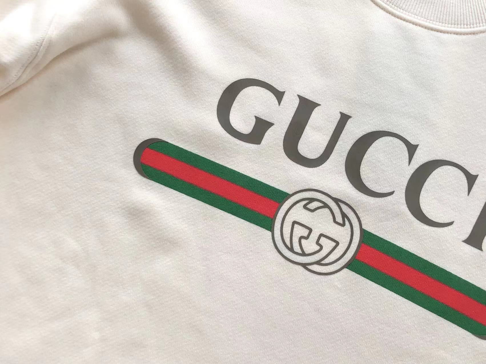 Gucci Sweatshirt