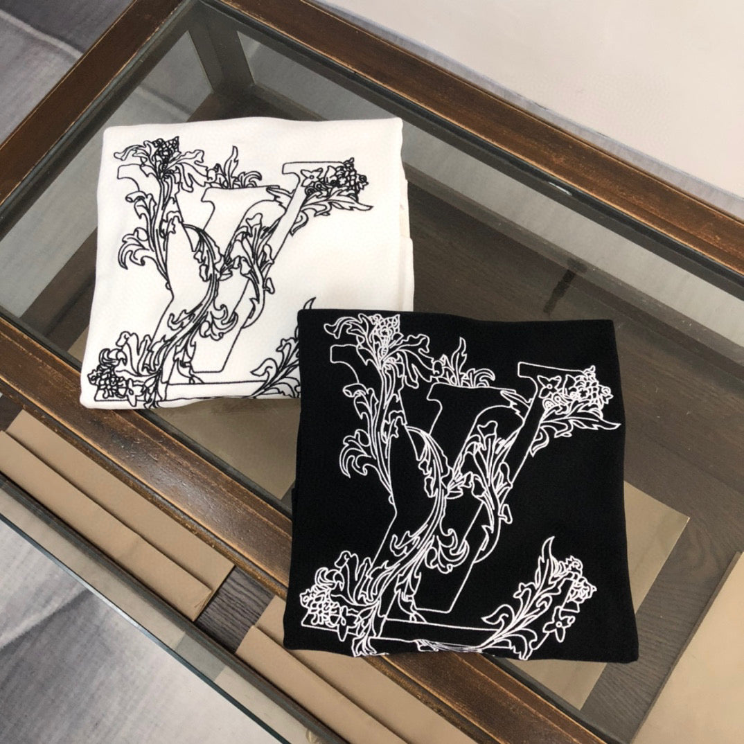 Louis Vuitton Sweatshirt