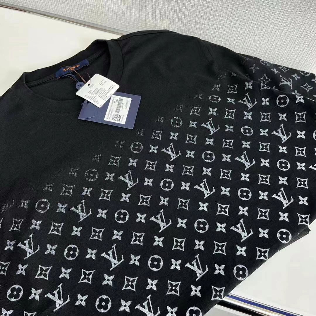 Louis Vuitton T-shirt
