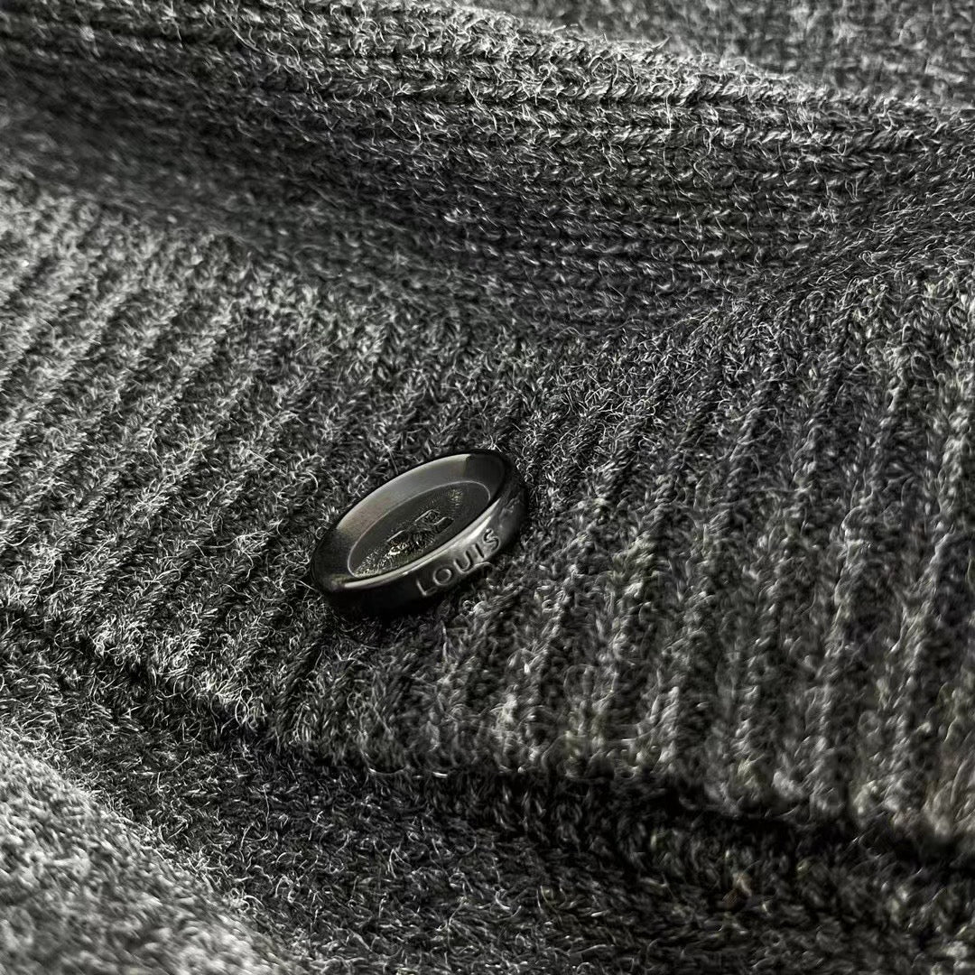 Louis Vuitton Cardigan