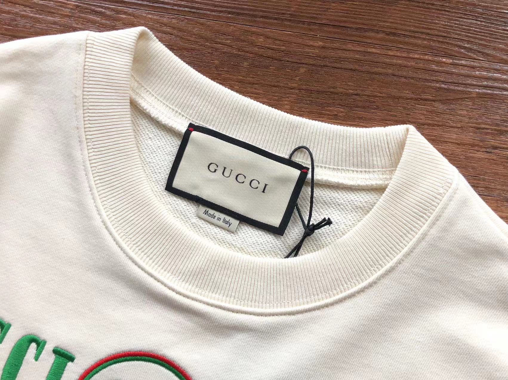 Gucci Sweatshirt