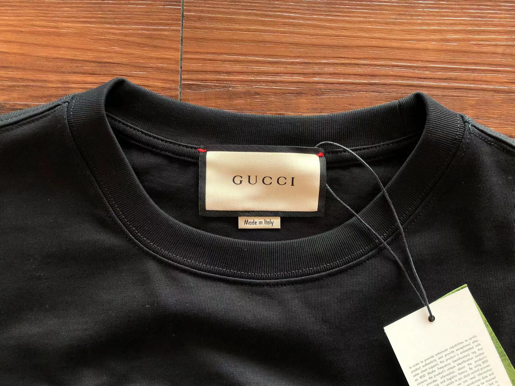 Gucci T-shirt