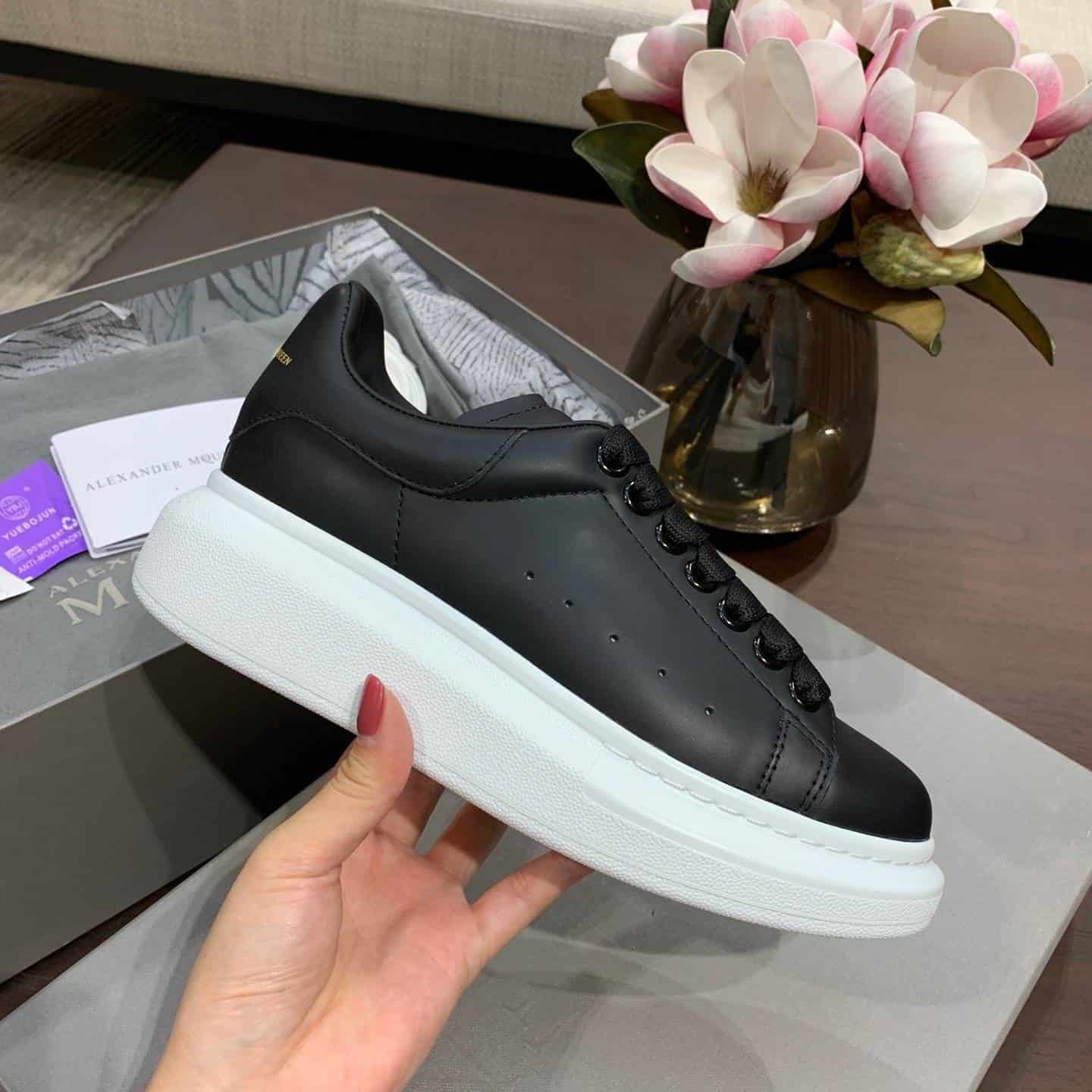 Alexander Mcqueen Sneaker Dupe - AM12