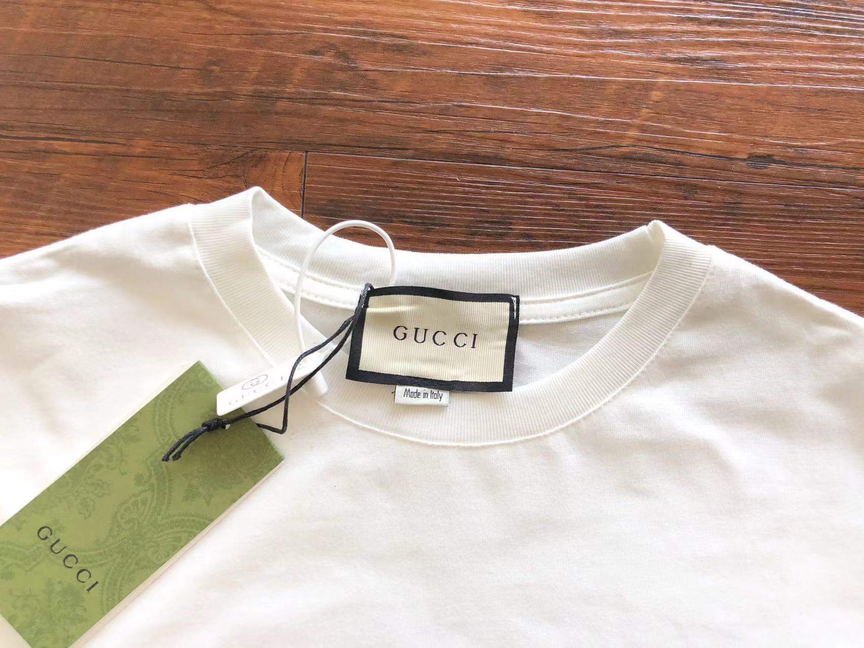 Gucci T-shirt