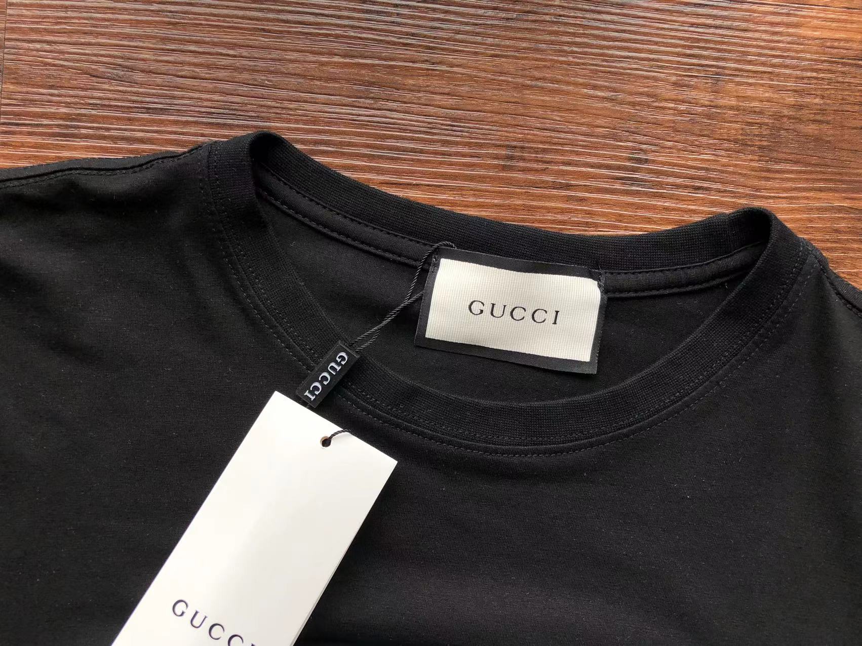 Gucci T-shirt