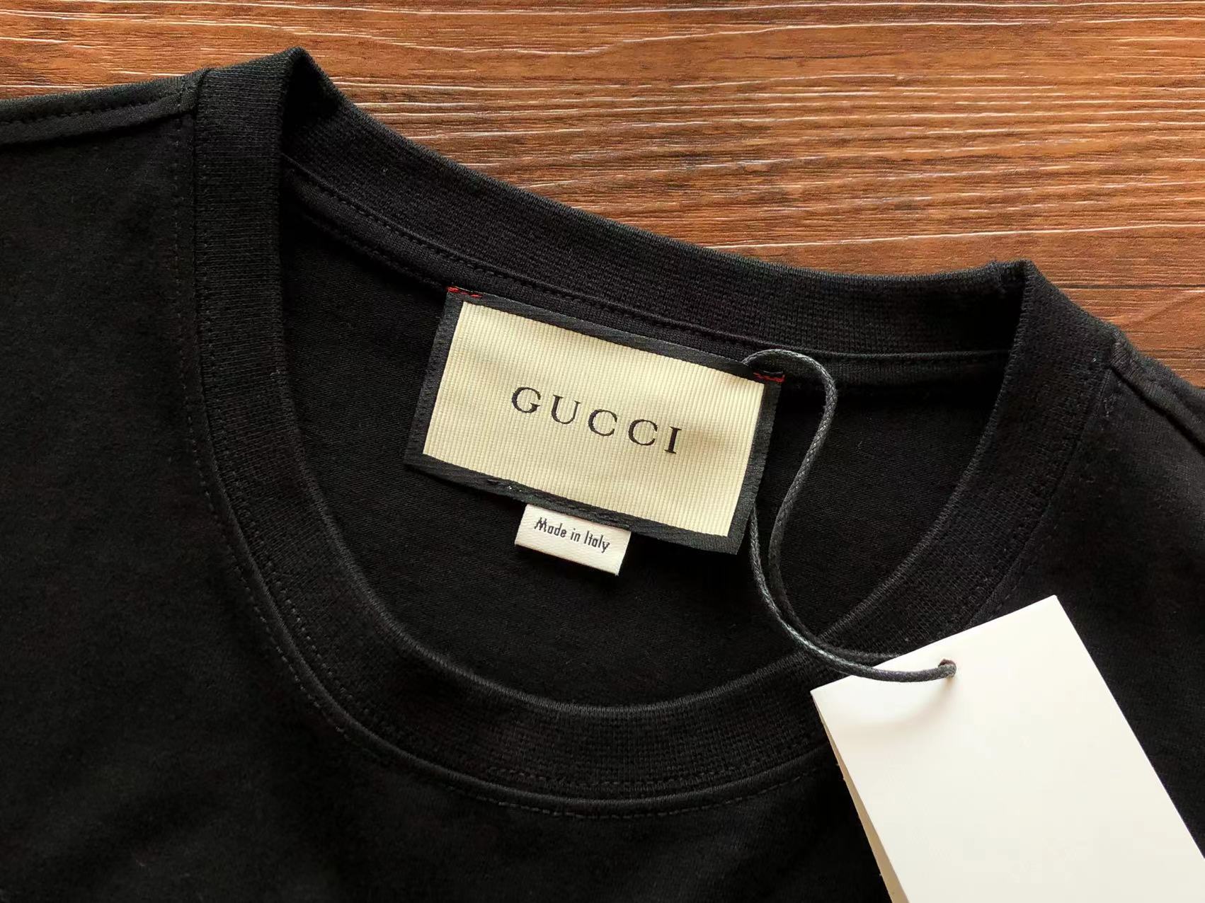 Gucci T-shirt
