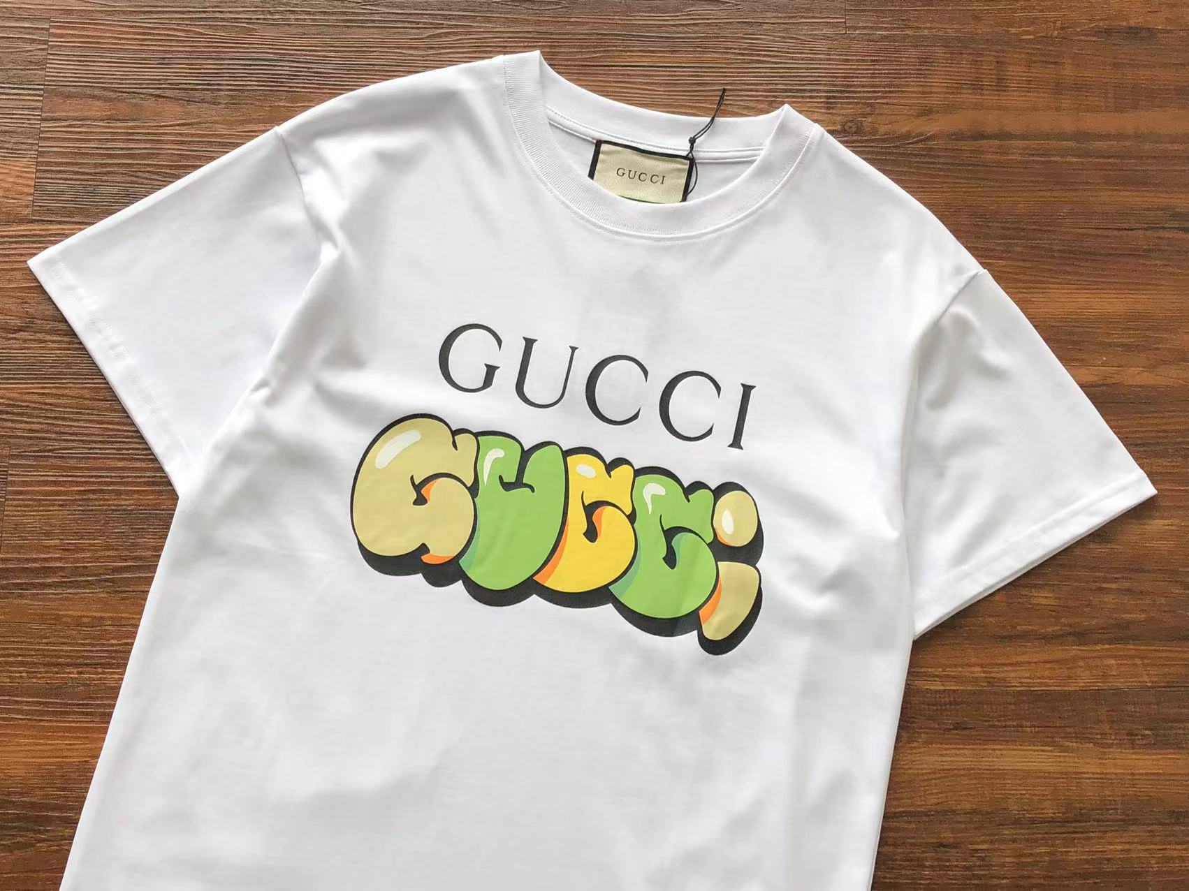 Gucci T-shirt