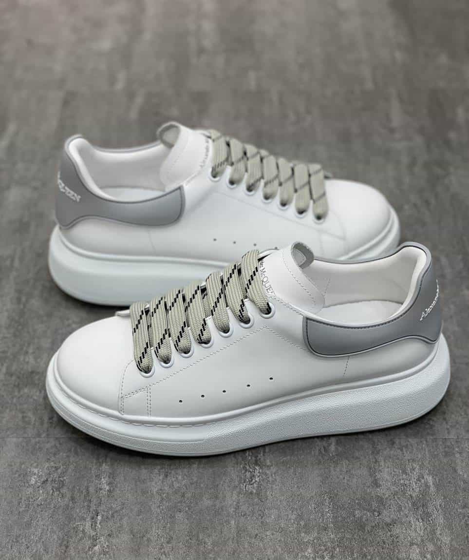 ALEXANDER MCQUEEN SNEAKER   AM22
