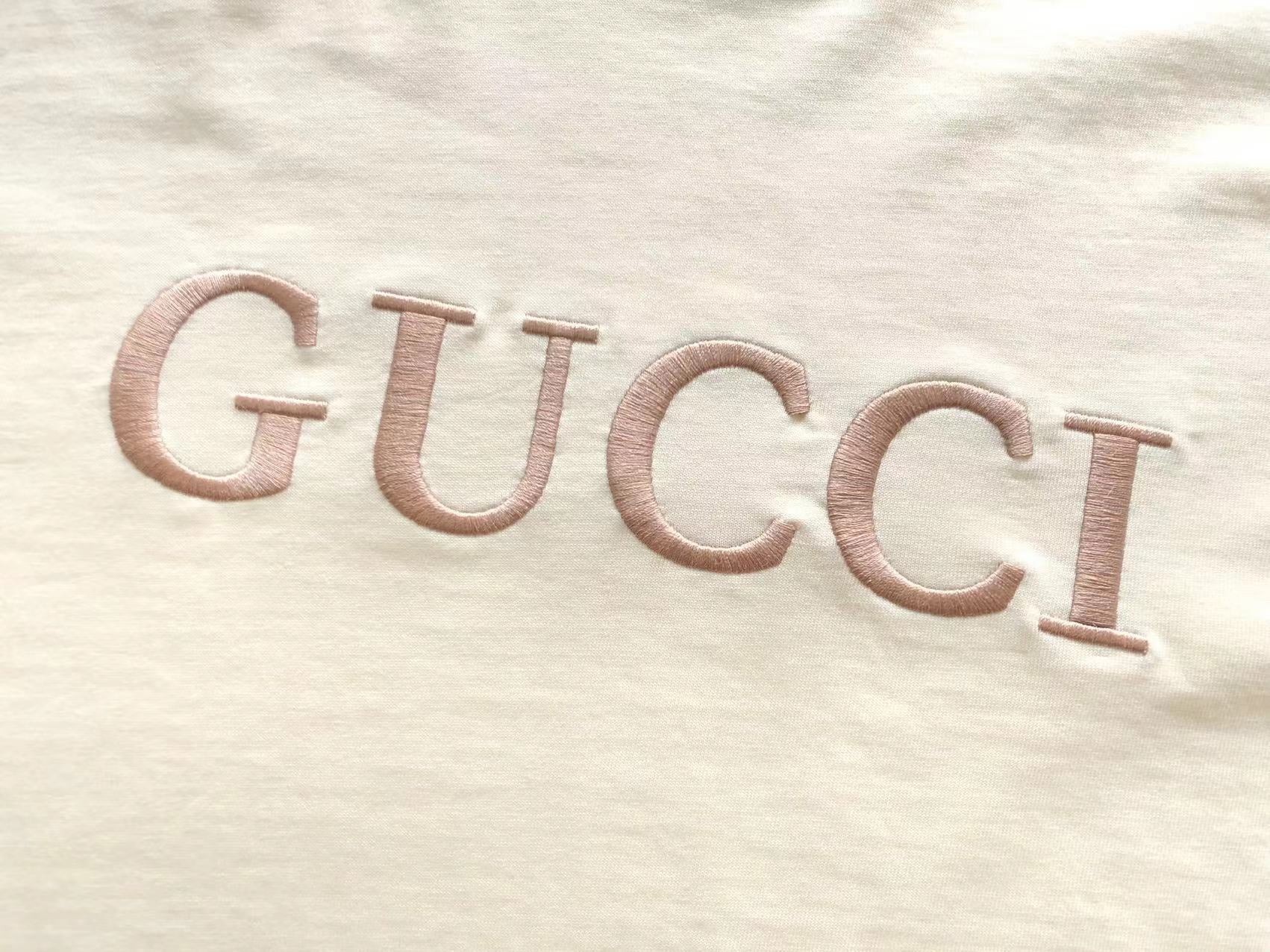 Gucci T-shirt
