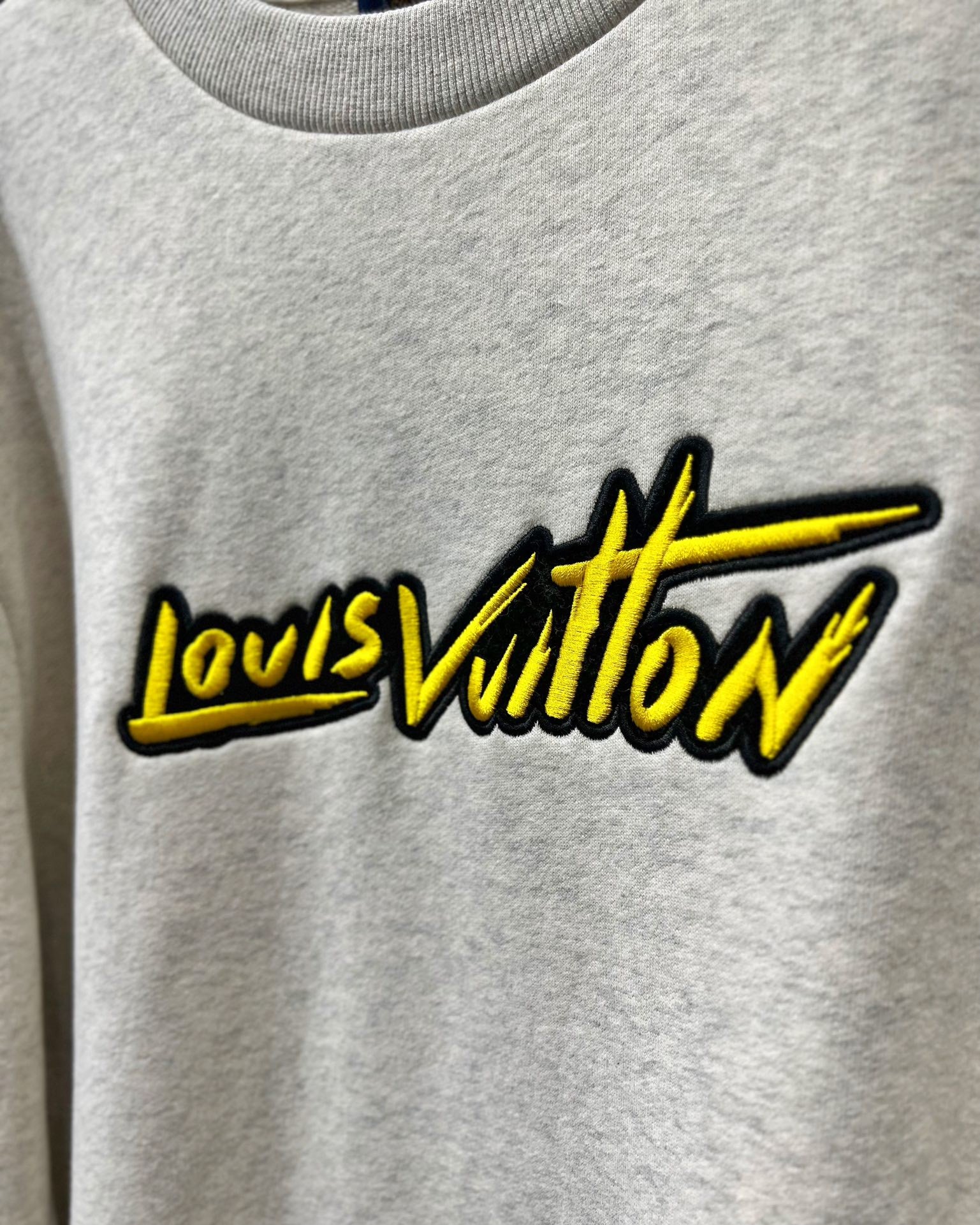Louis Vuitton Sweatshirt