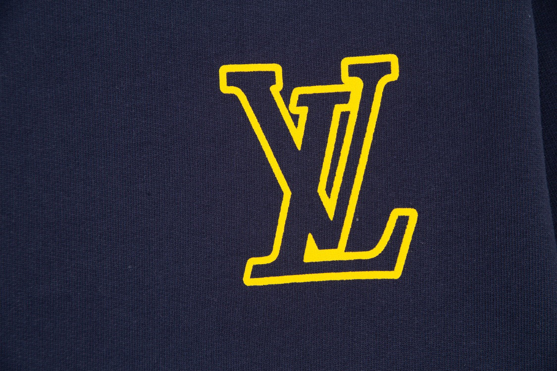 Louis Vuitton Sweatshirt
