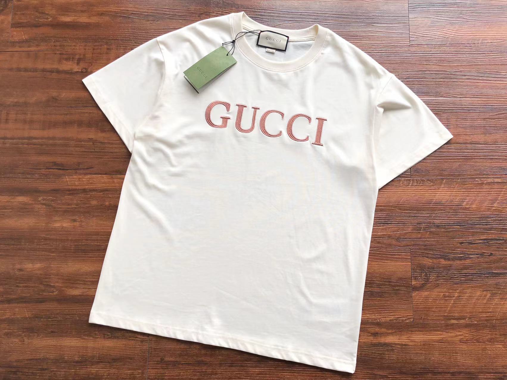 Gucci T-shirt