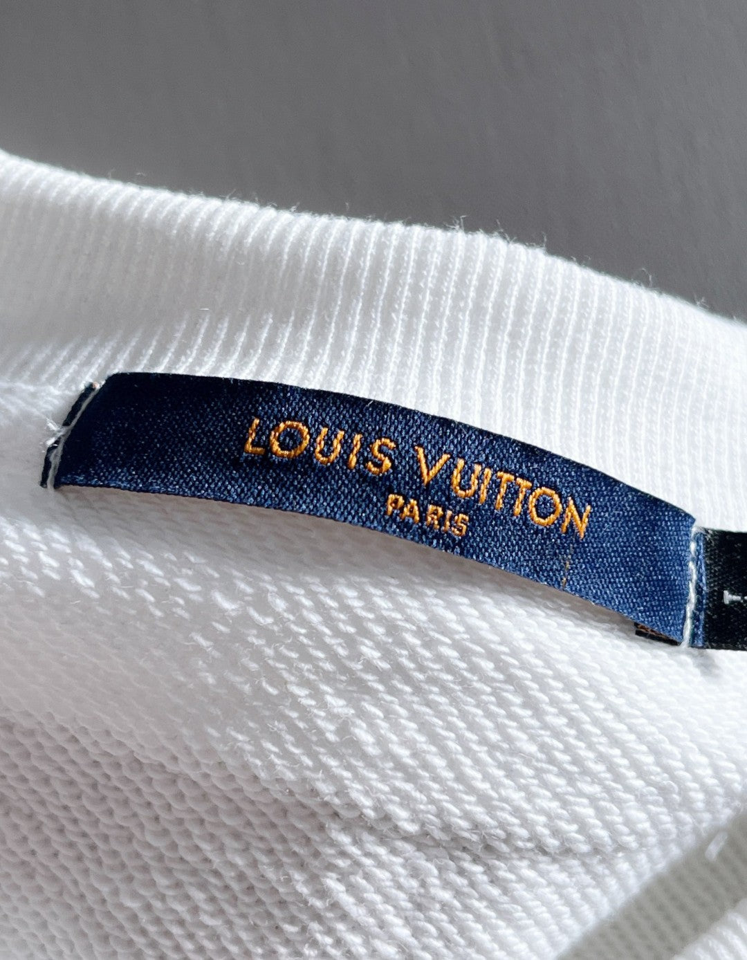Louis Vuitton Sweatshirt