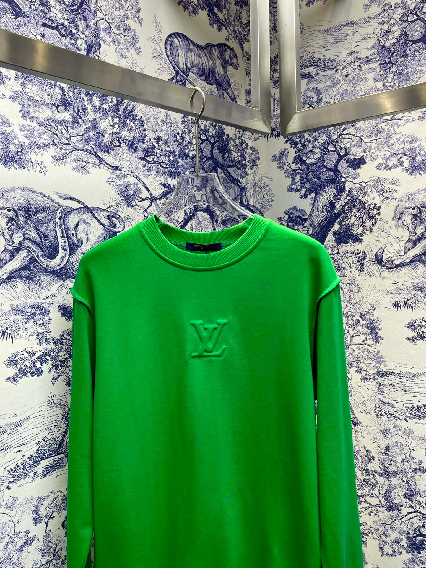 Louis Vuitton Sweatshirt