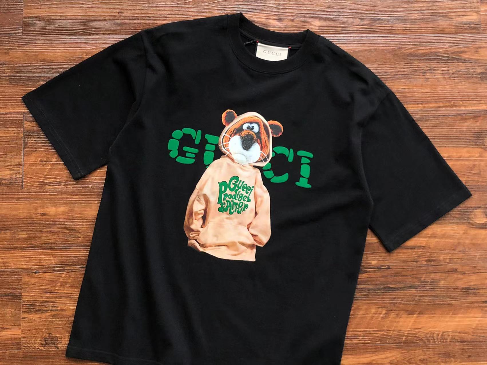Gucci T-shirt