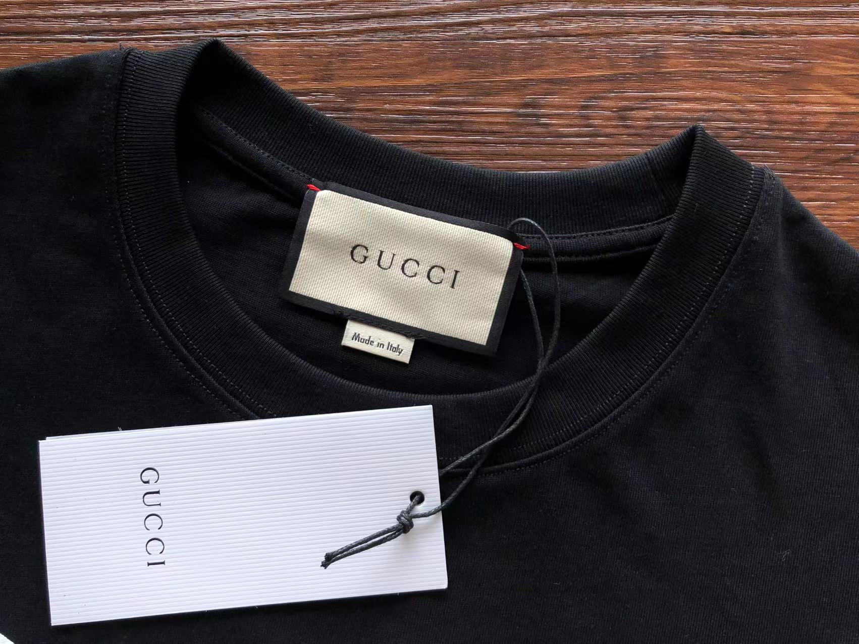 Gucci T-shirt