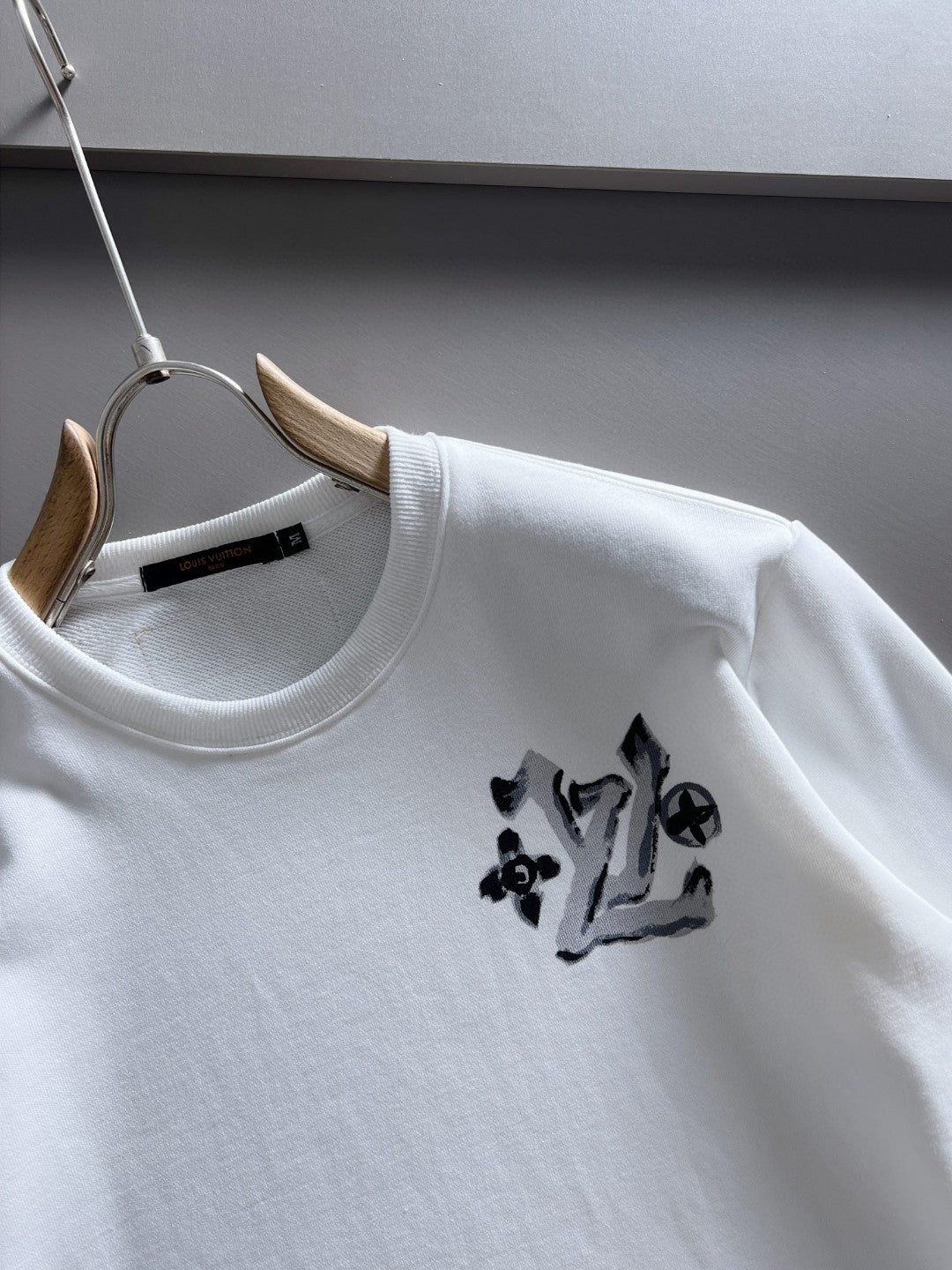 Louis Vuitton Sweatshirt