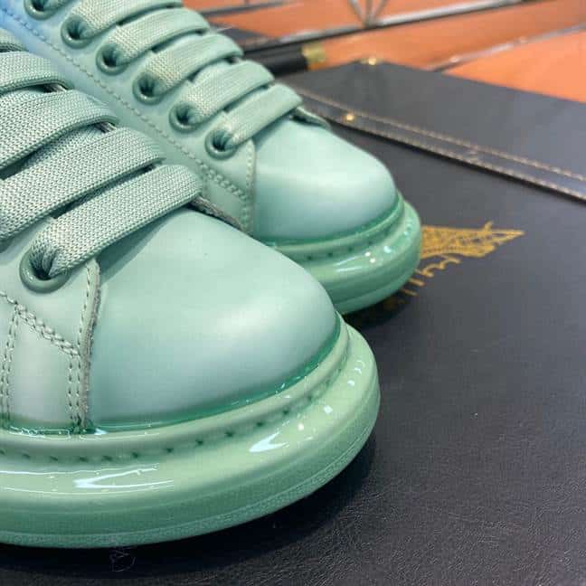 ALEXANDER MCQUEEN SNEAKER   AM19