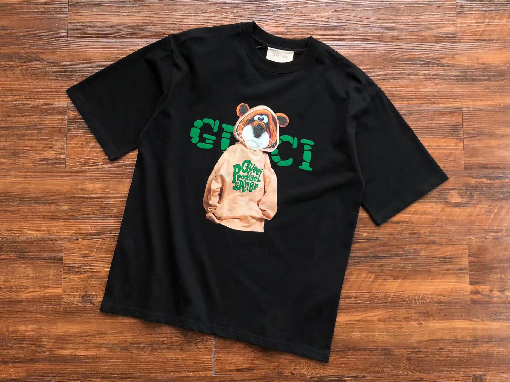 Gucci T-shirt