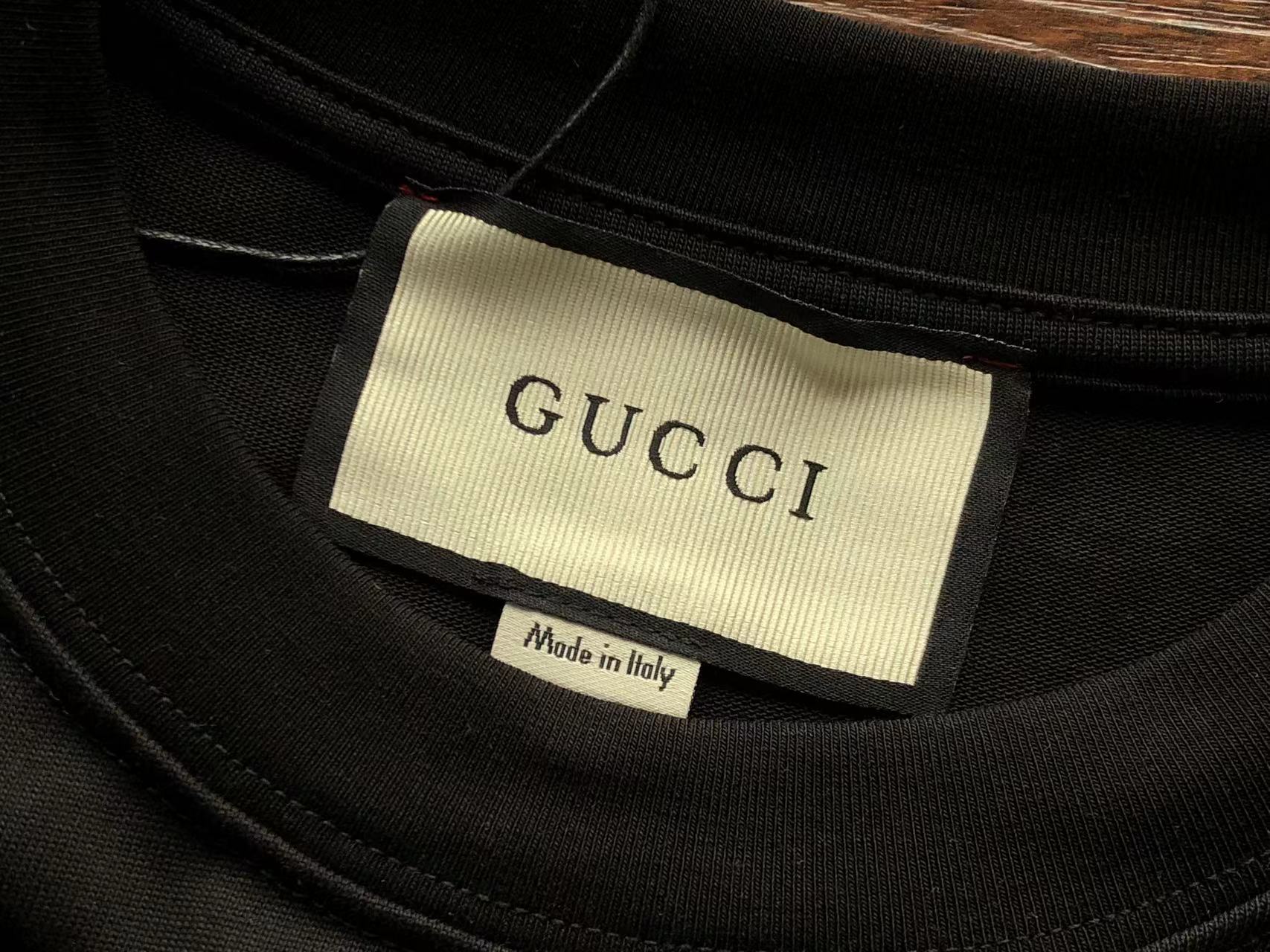Gucci T-shirt