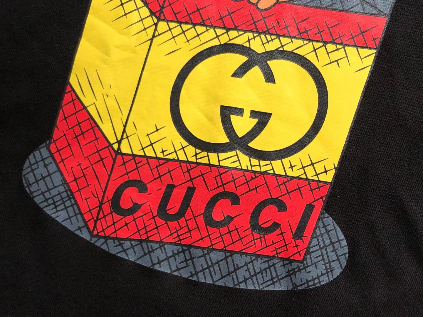 Gucci Sweatshirt