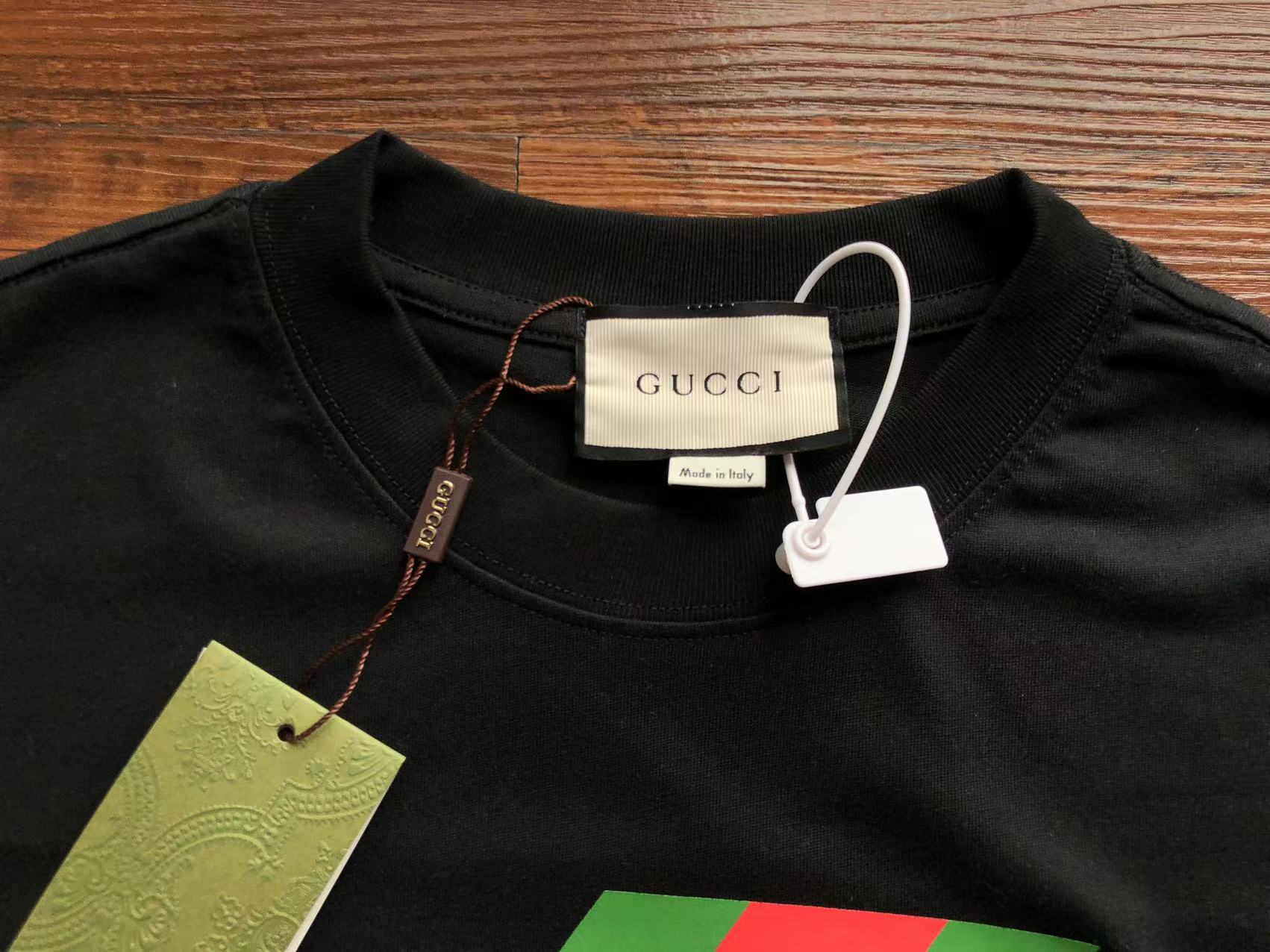 Gucci T-shirt
