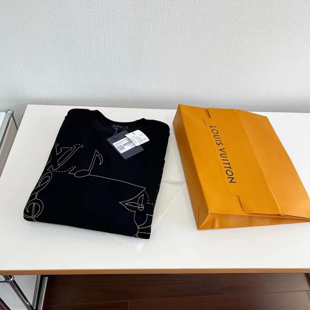Louis Vuitton Sweatshirt