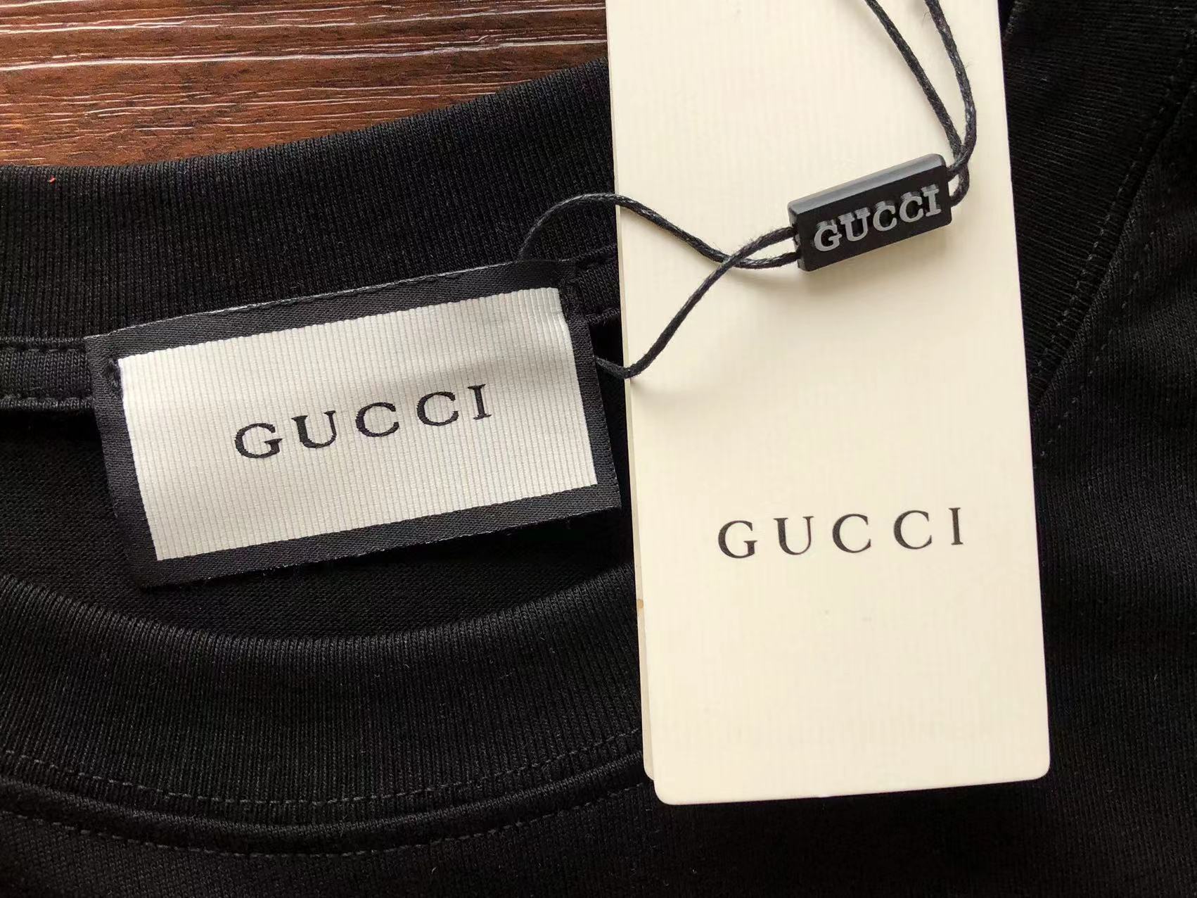 Gucci T-shirt