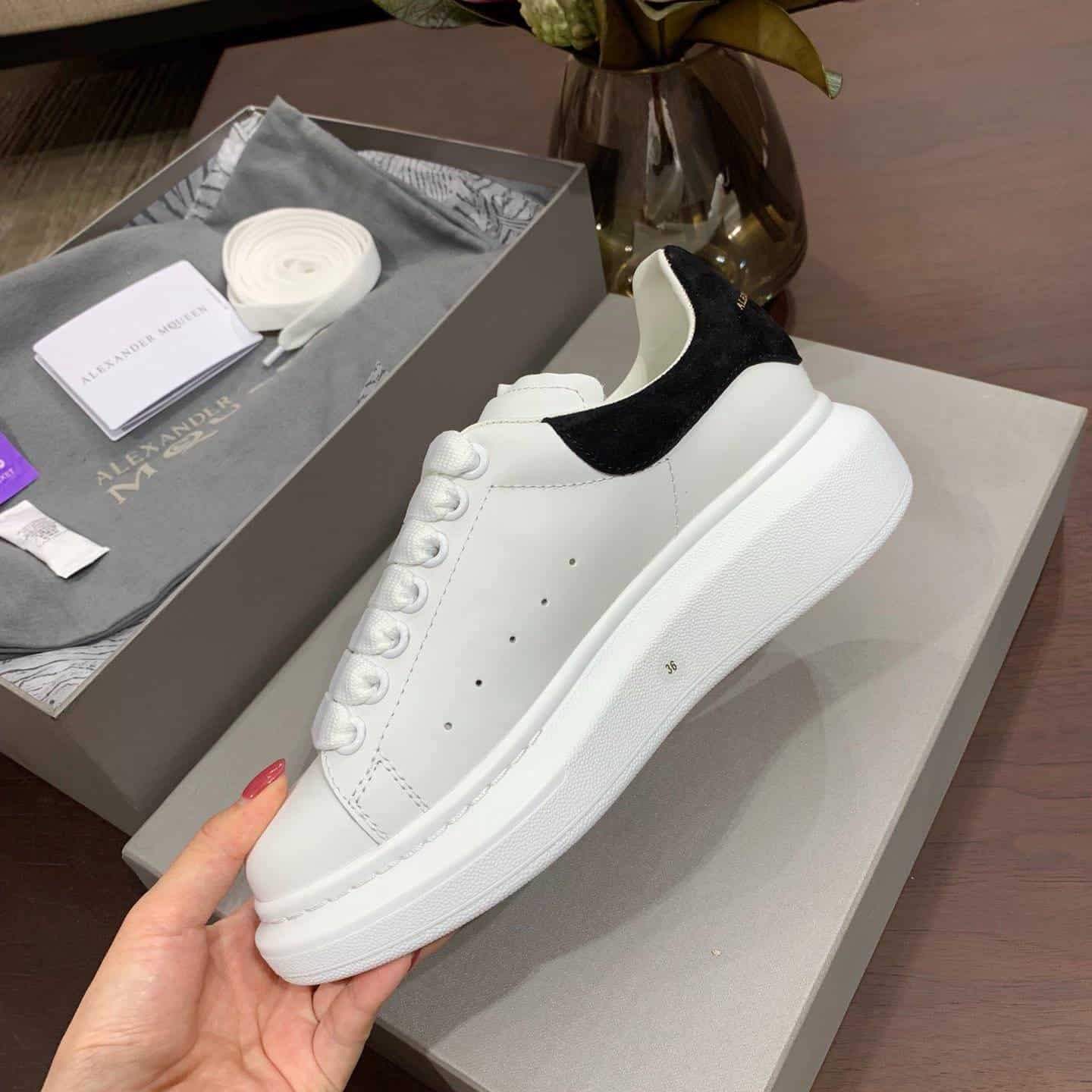 Alexander Mcqueen Sneaker Dupe - AM7