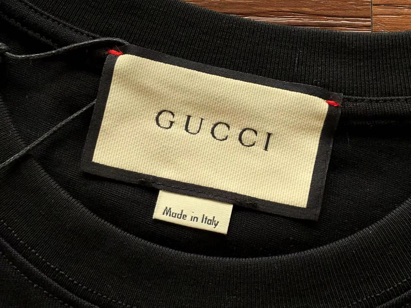 Gucci T-shirt