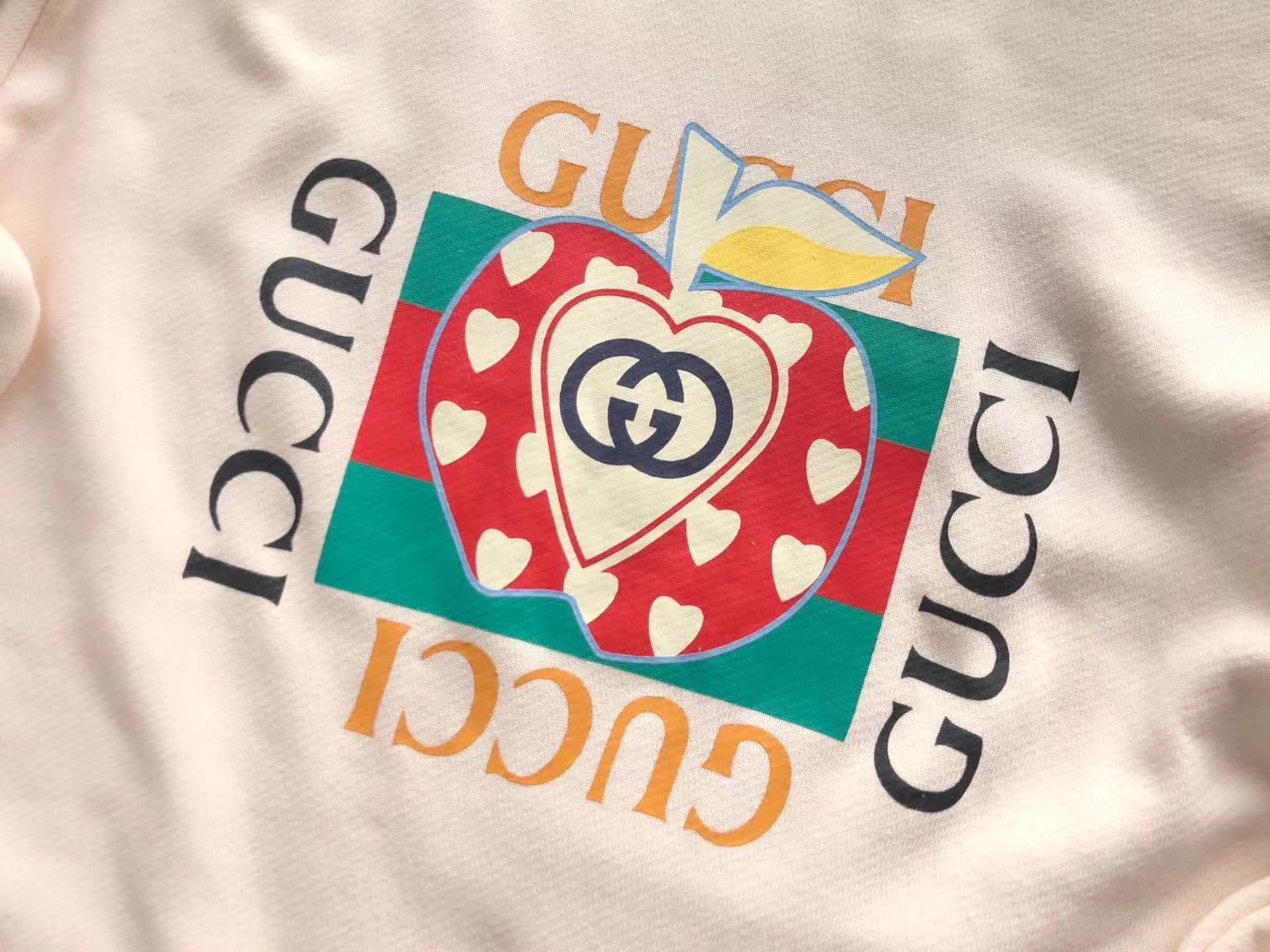 Gucci Sweatshirt