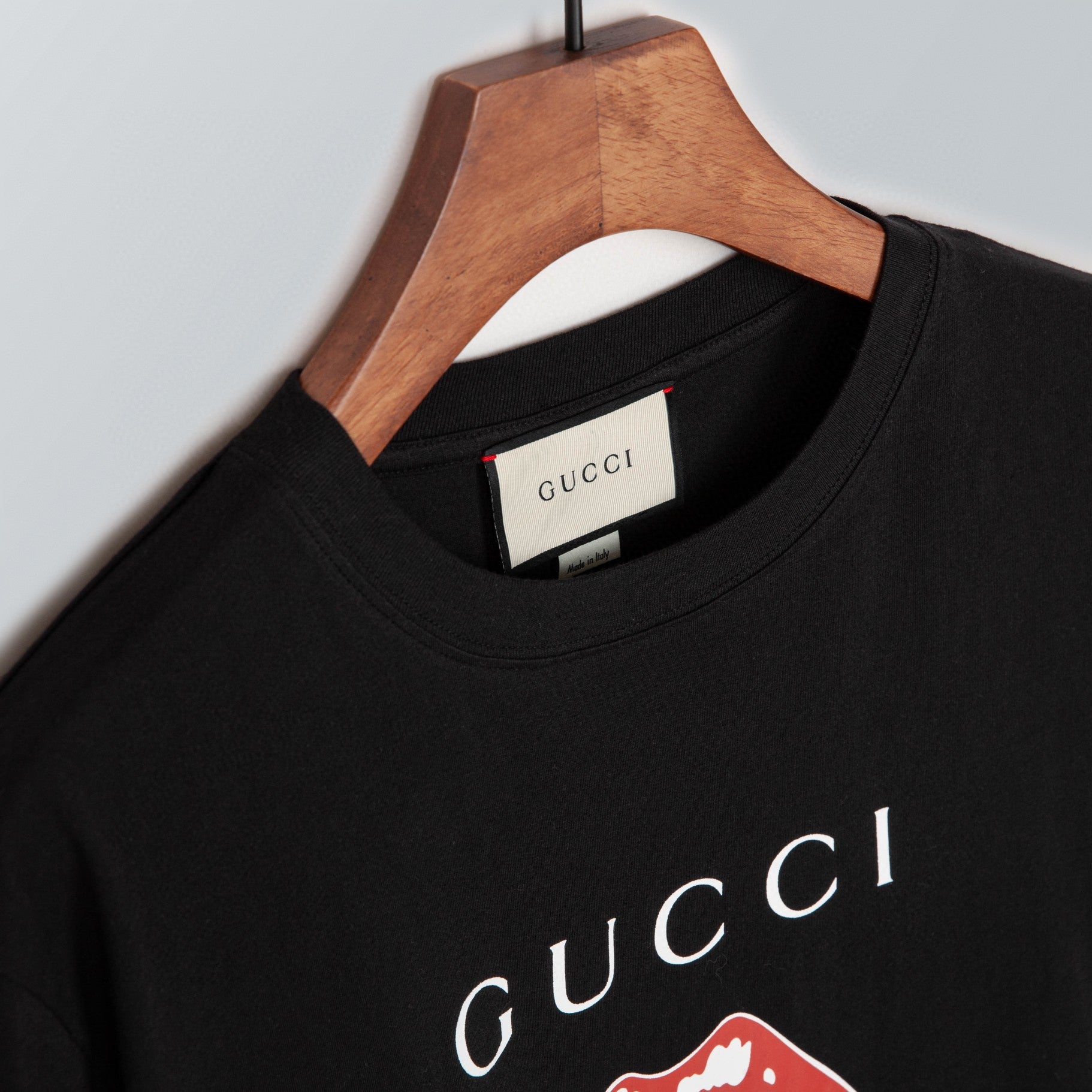 Gucci T-shirt