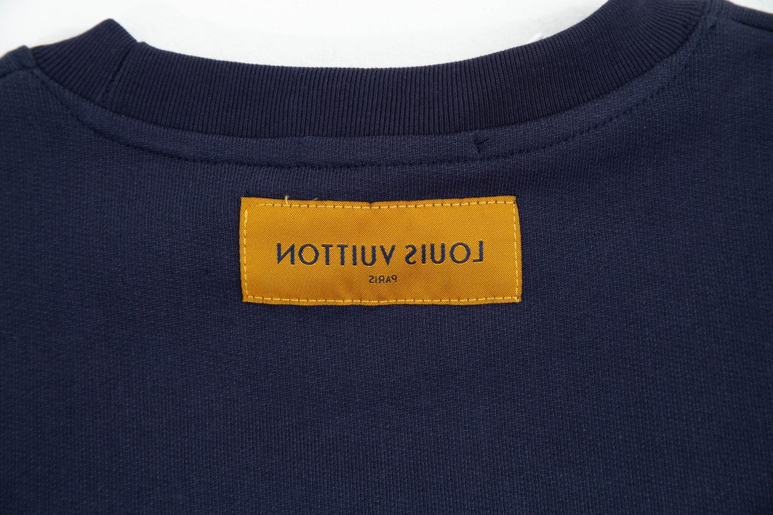 Louis Vuitton Sweatshirt