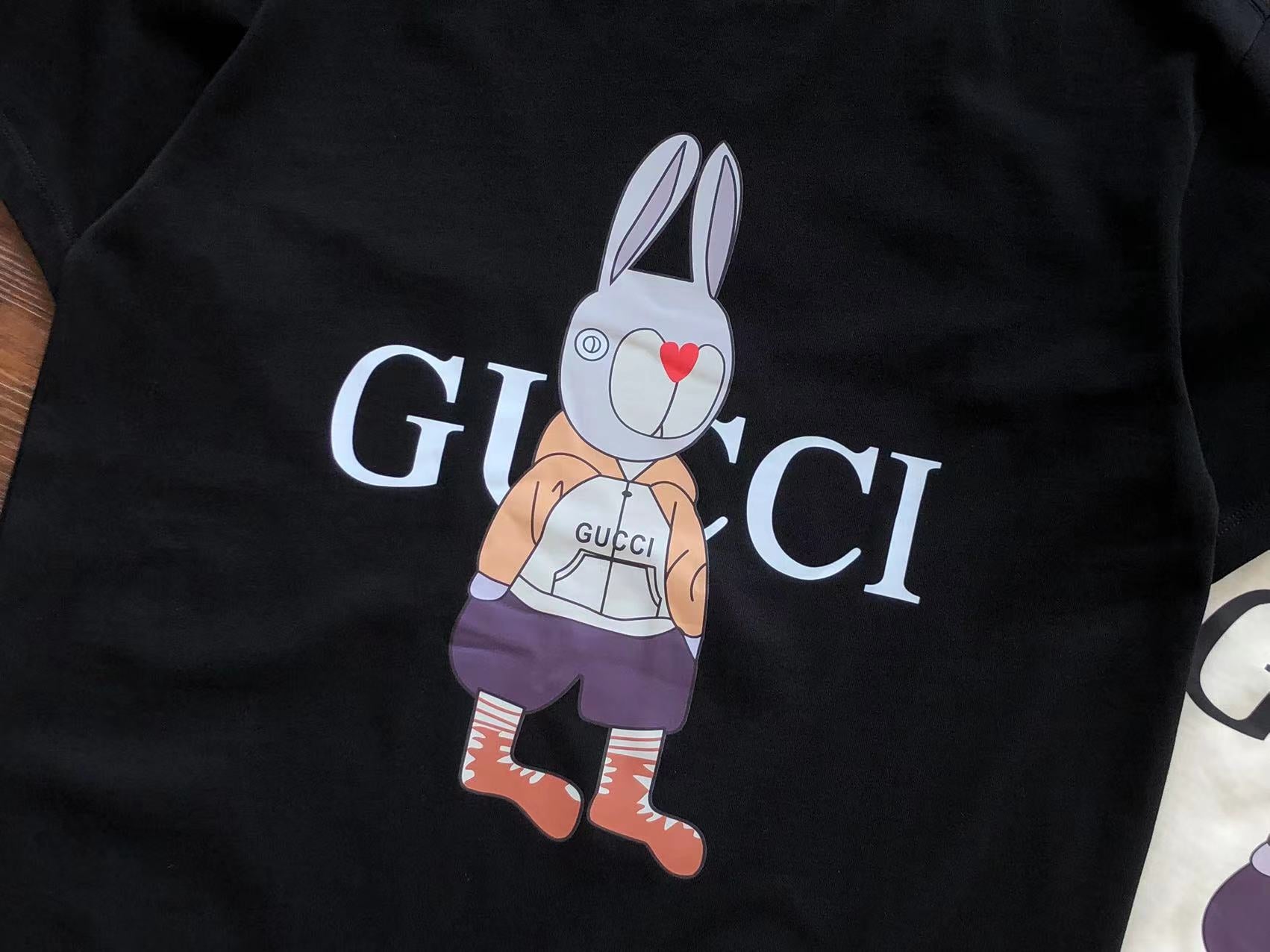 Gucci T-shirt