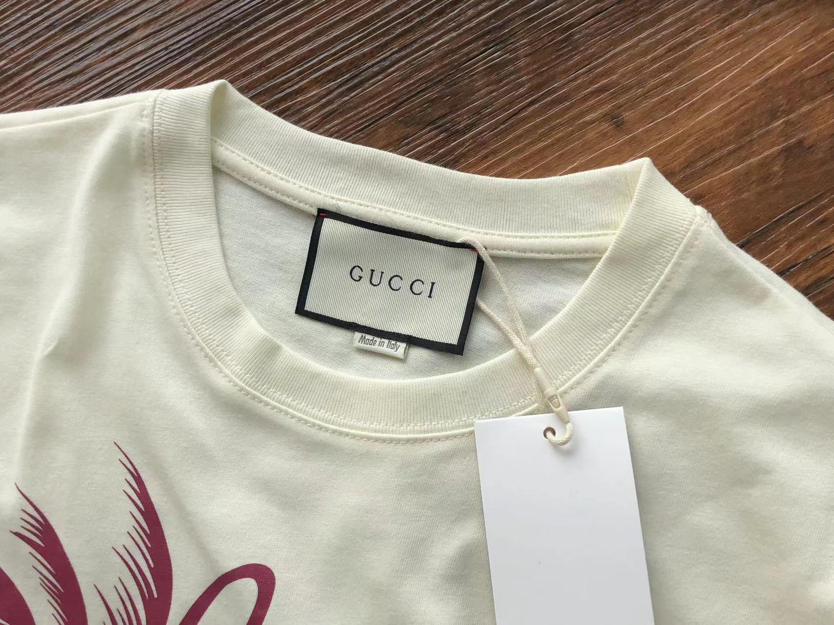 Gucci T-shirt