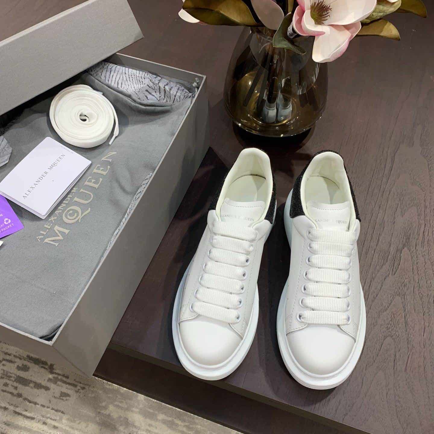 Alexander Mcqueen Sneaker Dupe - AM18