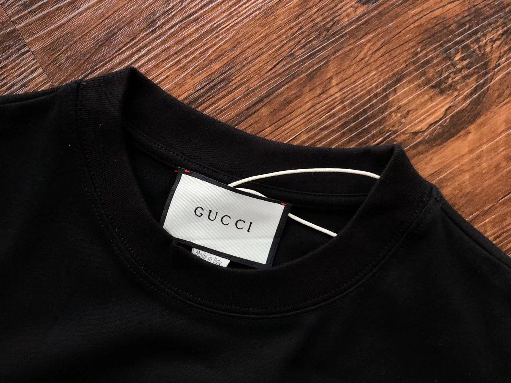 Gucci T-shirt